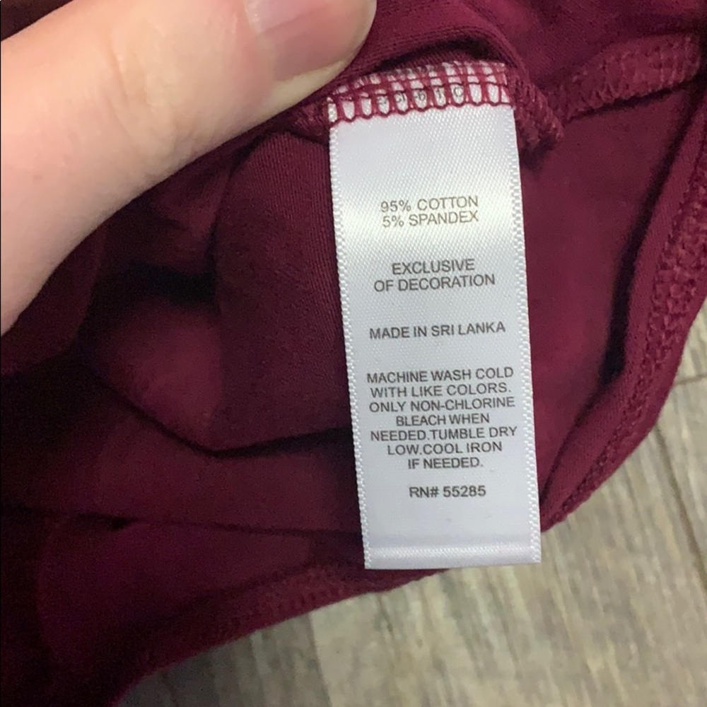 Express Maroon bodysuit - Picture 4 of 5